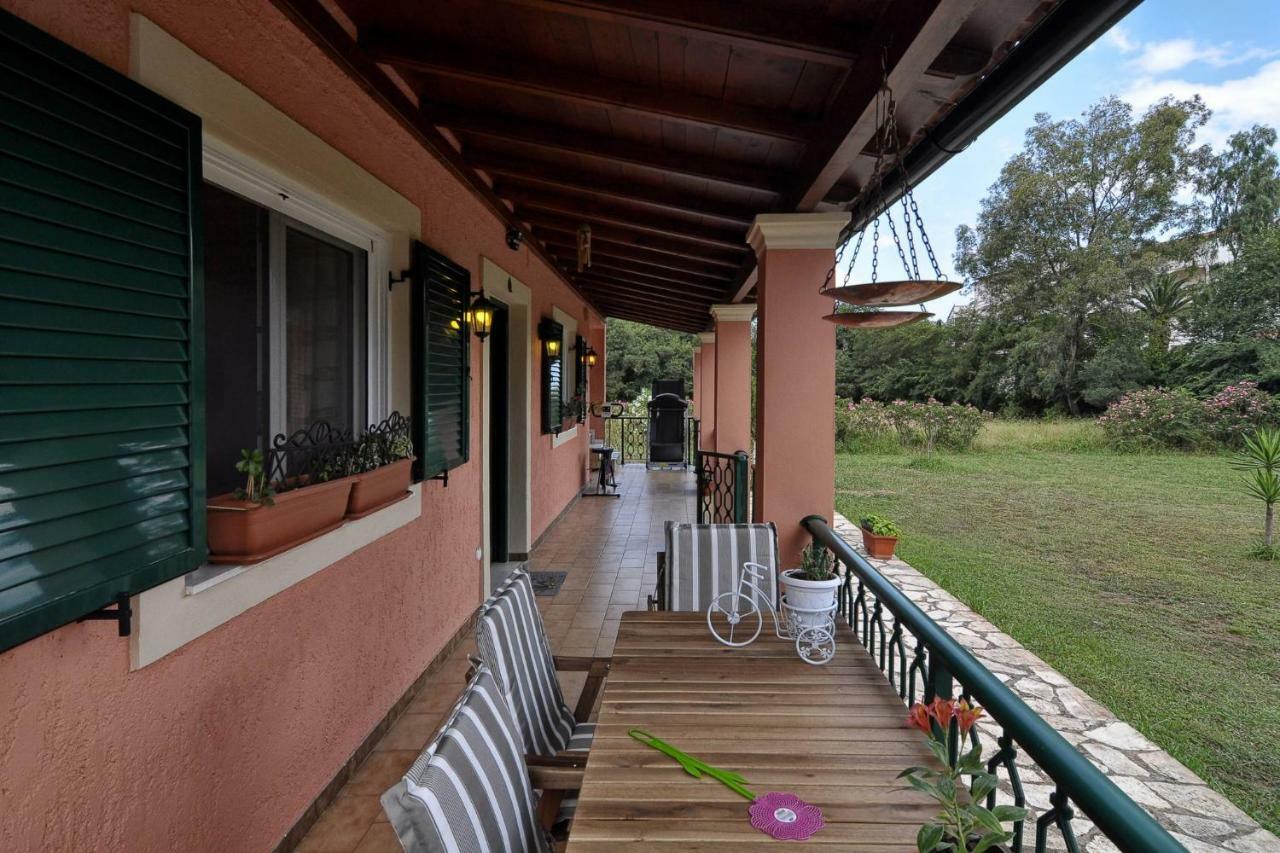 Christiana's Next To Beach Holiday home Dassia (Corfu)